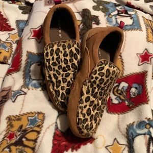 Super cute Roper mocks